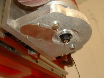 Onen první kus obrobeného duralu.