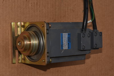 AC servo<br />cena 1500kč