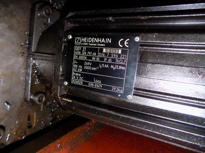 19 - motor zetko.jpg (504.66 KiB) Zobrazeno 10701 x ... motor na zetku...