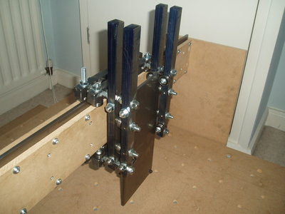 P5310004.JPG (179.09 KiB) Zobrazeno 6435 x čtvercová tyč na pásovině