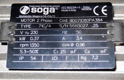 motor 2f štítek.jpg