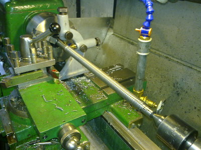 soustružení šroubu