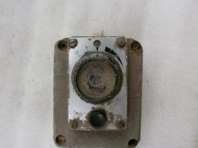 Hydraulicky reg.tlaku DDR.Cena 35.-eur.