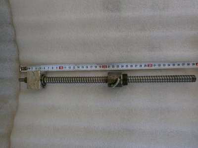 Gul.skrutka + matica 16 x 5 cena 25.-eur