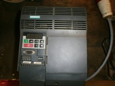 Fr.menic Micromaster Vector -4000W,input 400/500V,out.0-650HZ.Cena - 220.-eur