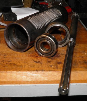 vrtacka_moje03.jpg (226.17 KiB) Zobrazeno 14399 x Ze strany osy je normílní ložisko v pouzdru