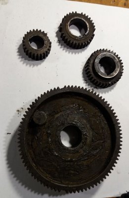 Bomey - vadná ozubení kola II.jpg