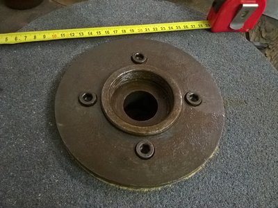 Přední strana příruby pro kotouč 350mm