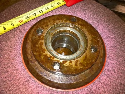 Přední strana příruby pro kotouč 200mm