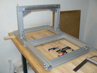 Zostaveny zakladny ram.