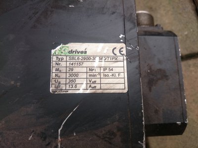 servomotor velkej Drives