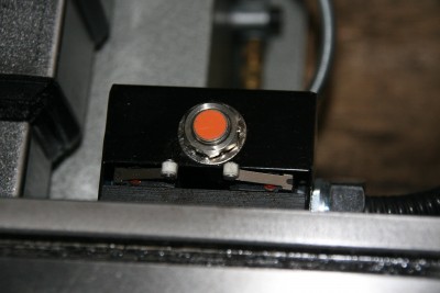 prejezdove a referencni snimace<br />prejezdove jsou mikrospinace<br />referencni je induktivni senzor