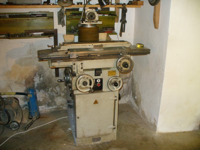 bruska nástrojová 001.jpg