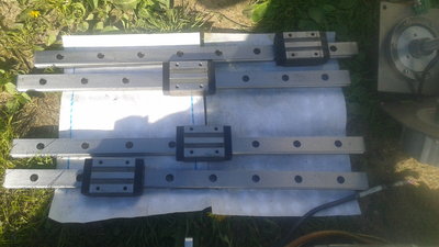 20180426_170353.jpg (1.16 MiB) Zobrazeno 6150 x linearní vedení včetně vozíků INA KWE32 délka 500mm celkem 4ks 1ks lišta + vozík 450,- nebo dohoda